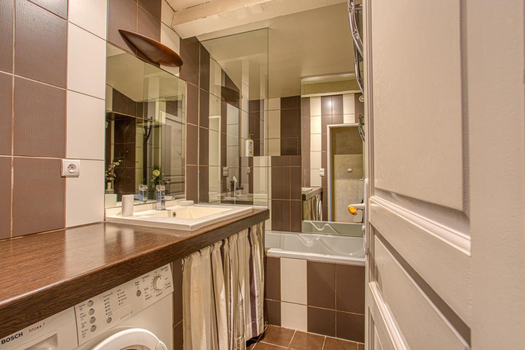La Chapelle Du Miracle Apartment อาวีญง ภายนอก รูปภาพ